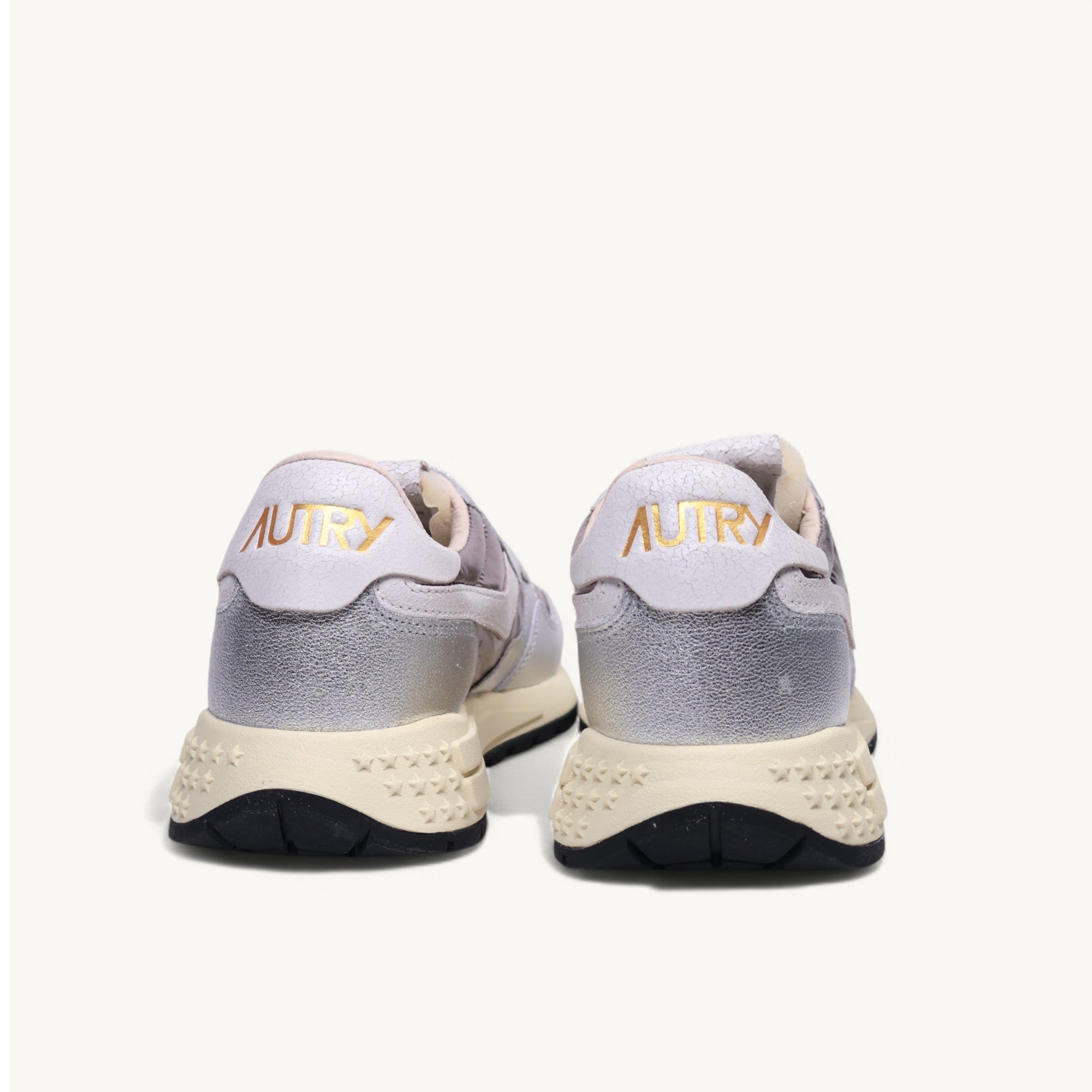 4777560