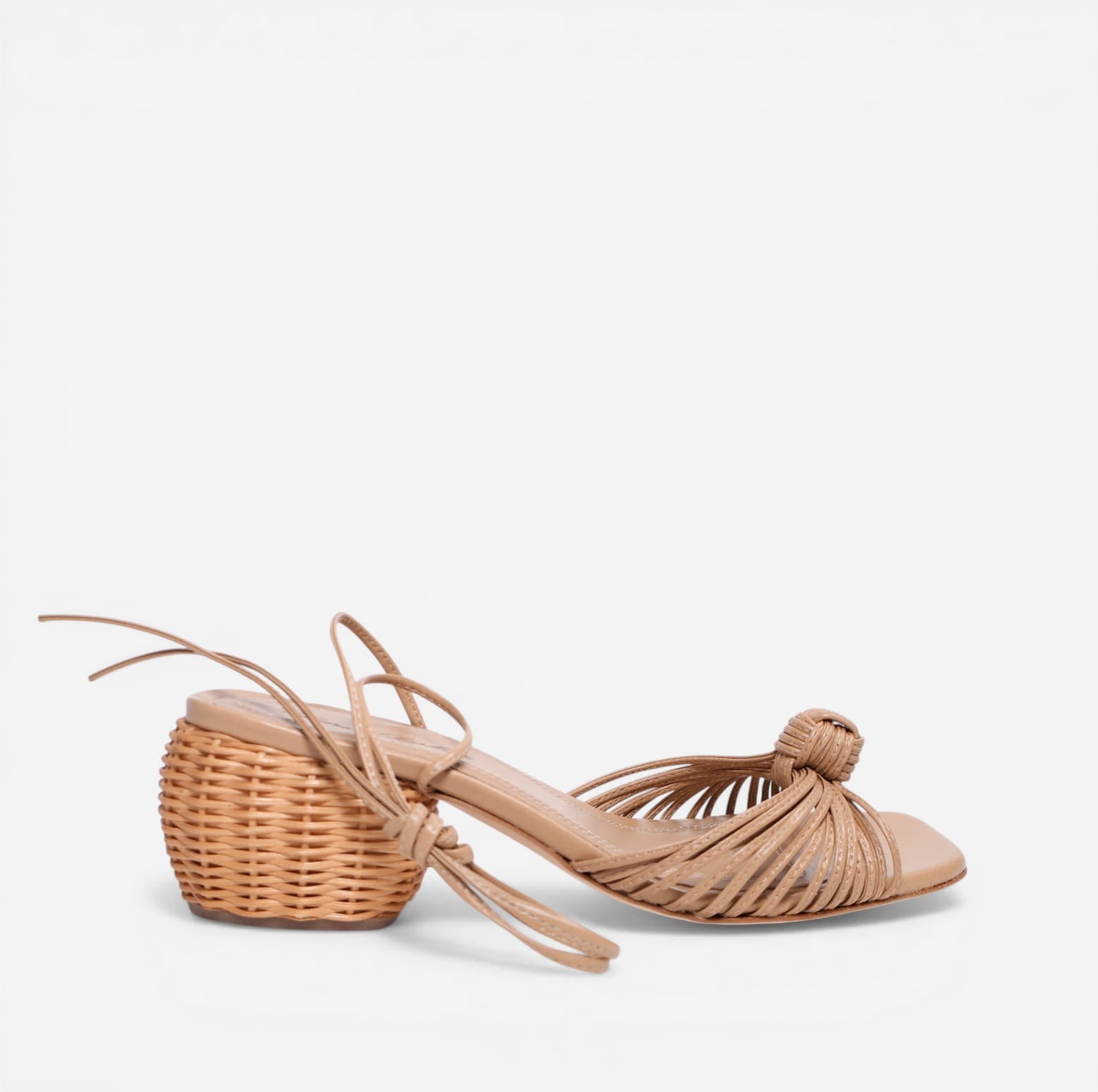 Sandalia Claire Charlotte Eloise cordones