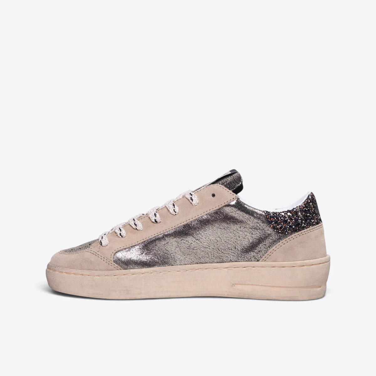 Sneaker Ama Brand metalizada