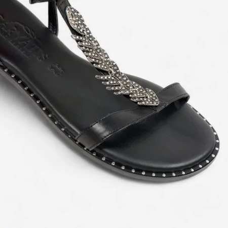 Caryatis Black Silver Sandal