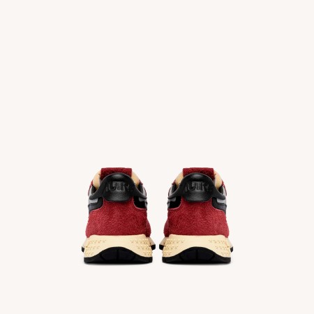 Autry Reelwind Rojo y Negro sneaker