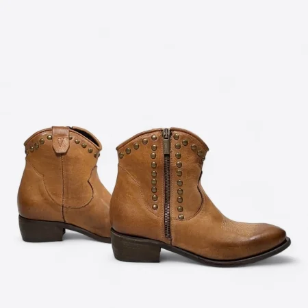 Zoe Saona low boot