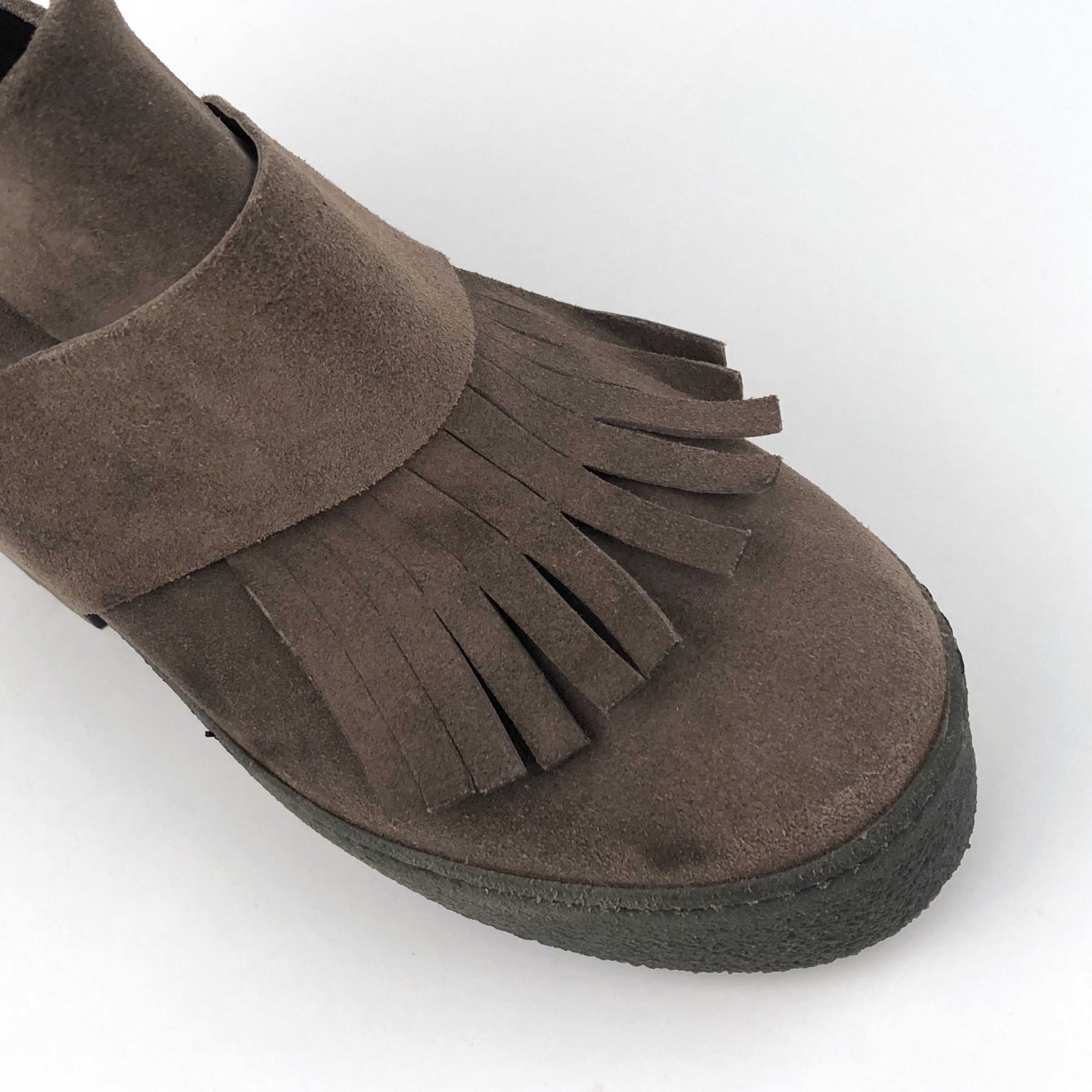 Vic Matie brown suede shoe