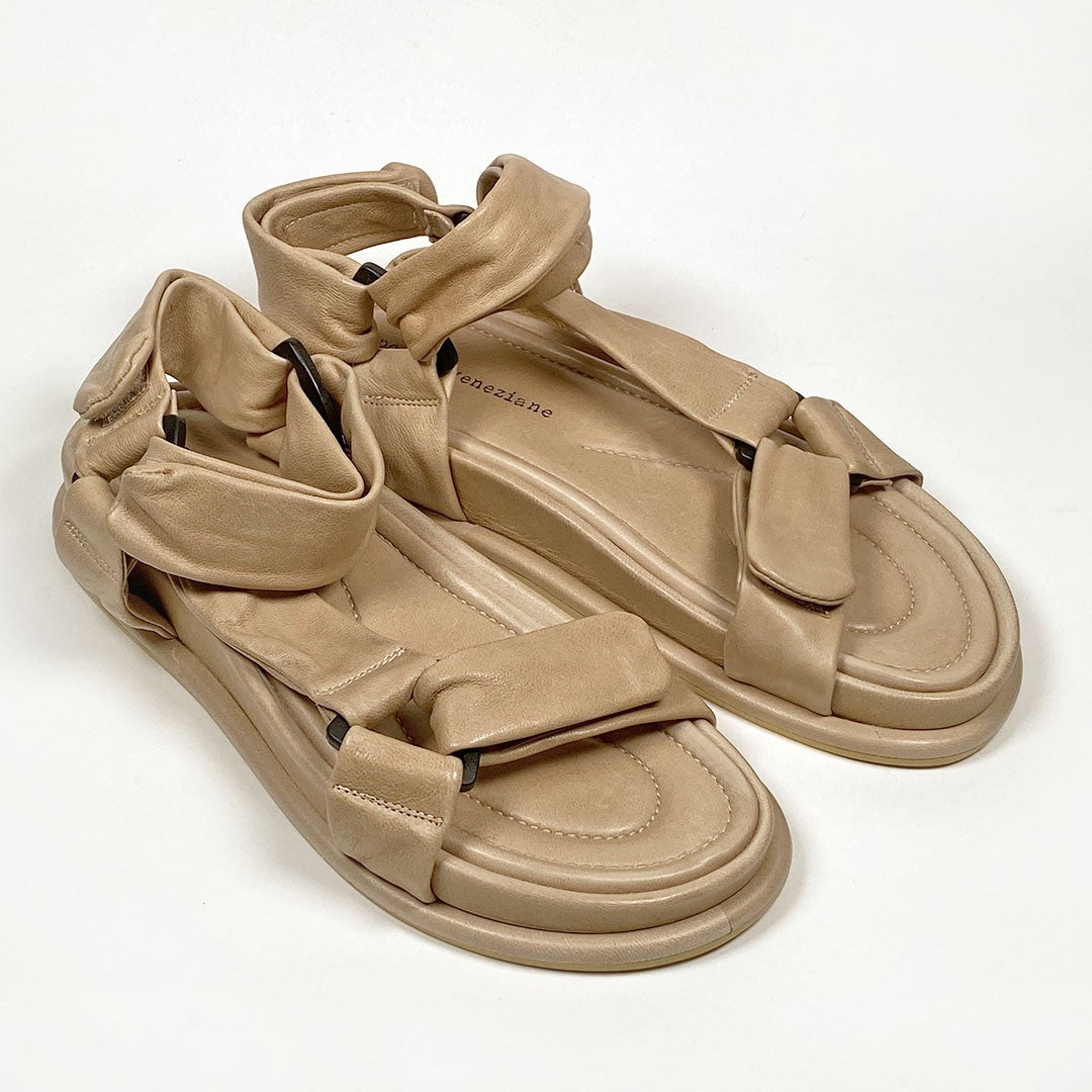 Poesie Veneziane desert sandal