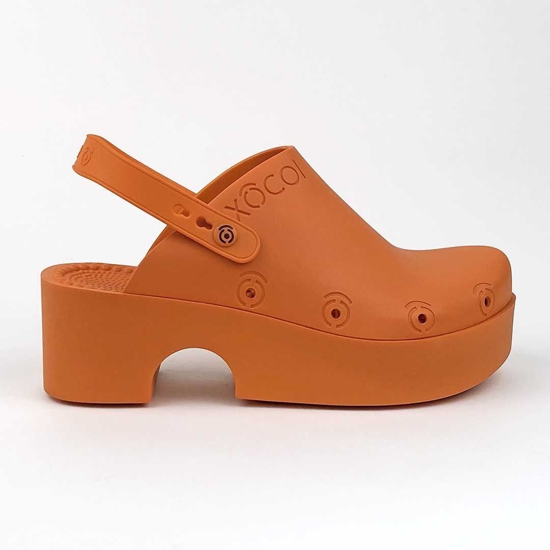 Xocoi orange clog