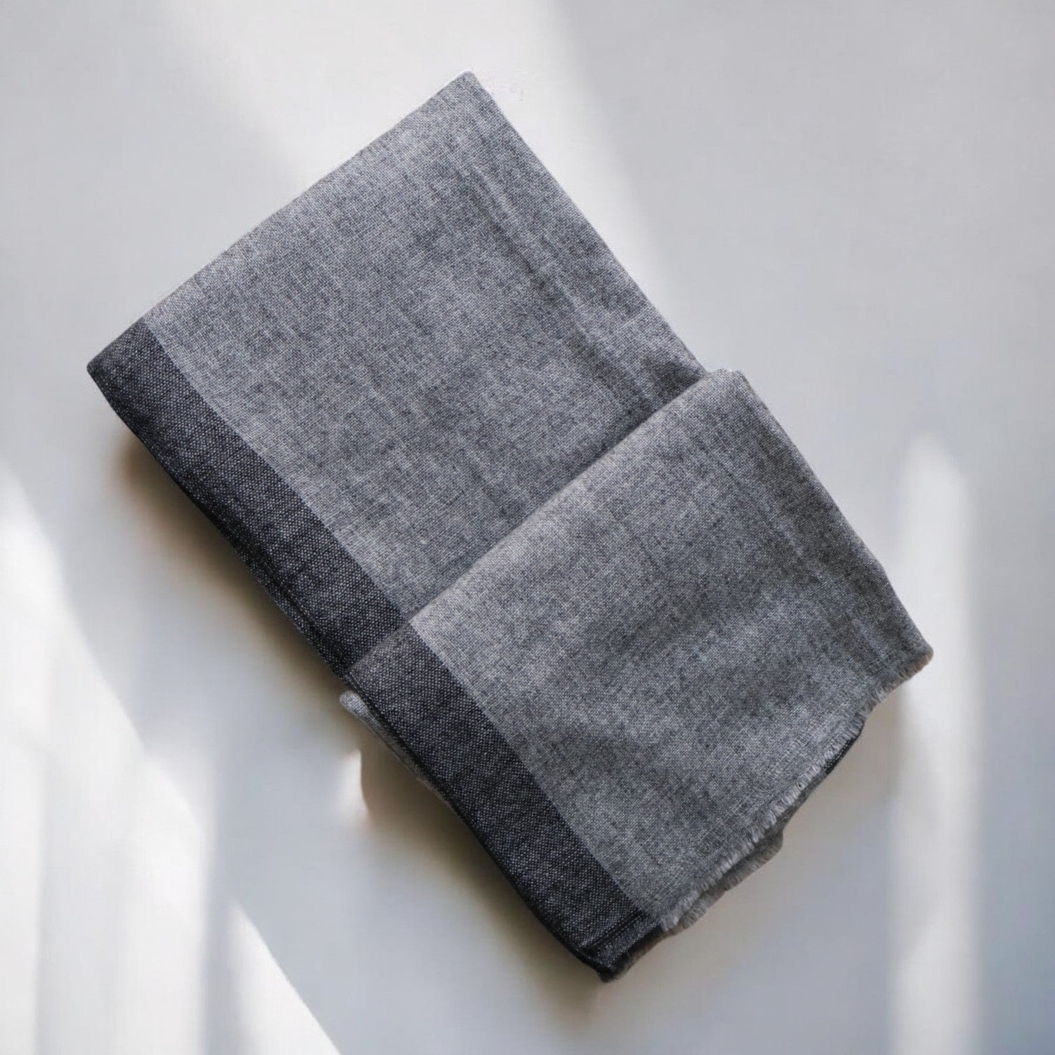 Pashmina Cashmere gris y raya gris