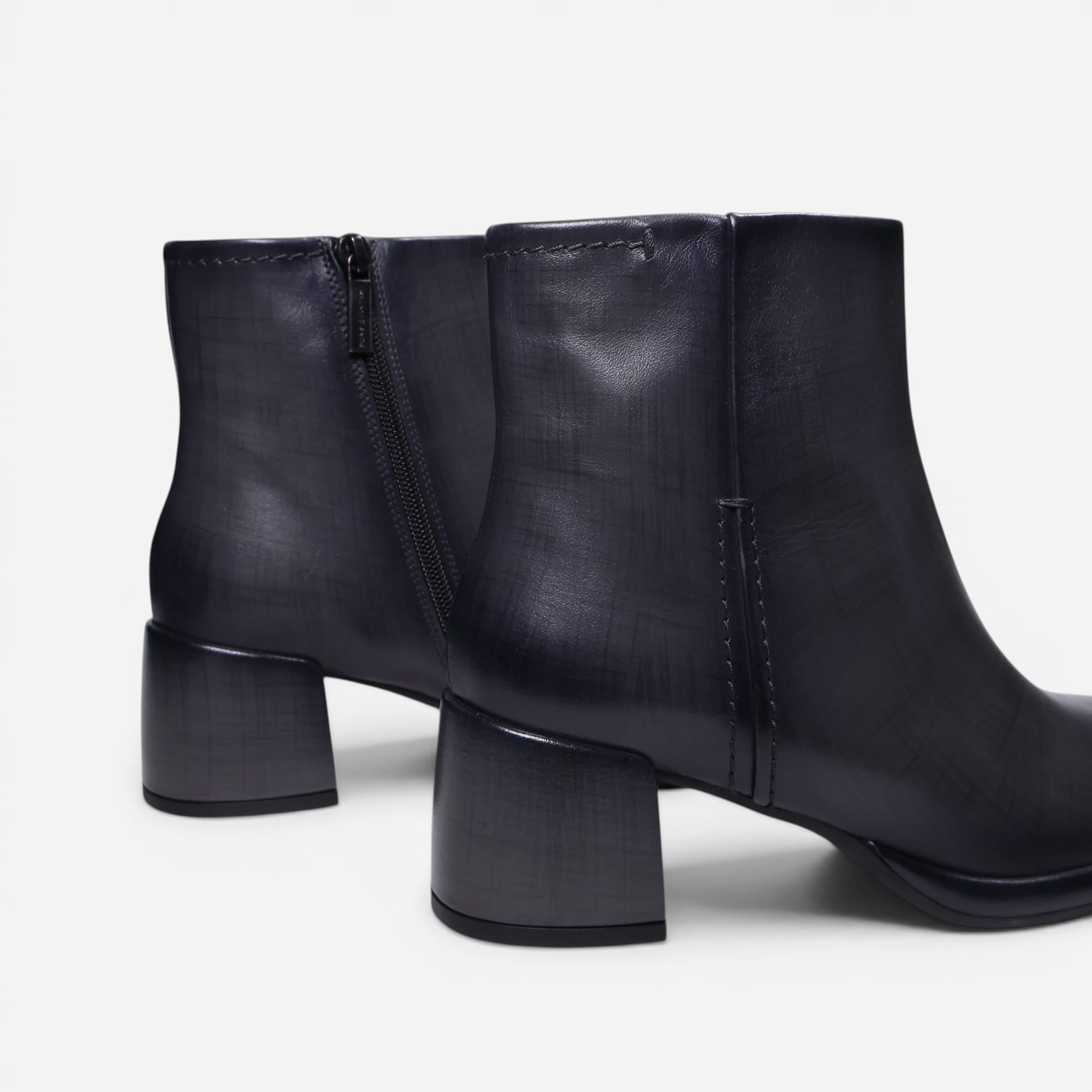 Botín Pons Quintana Emilia nepal