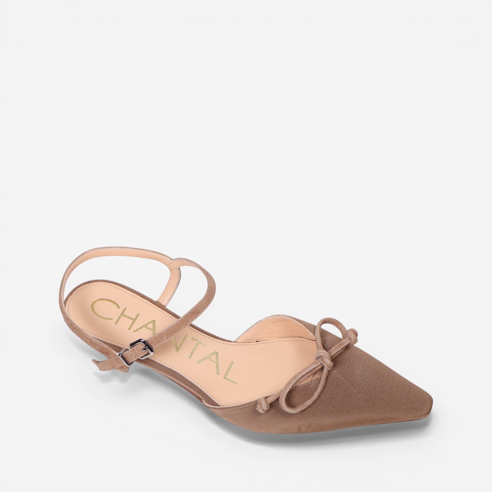 Salón Chantal Chanel lazo