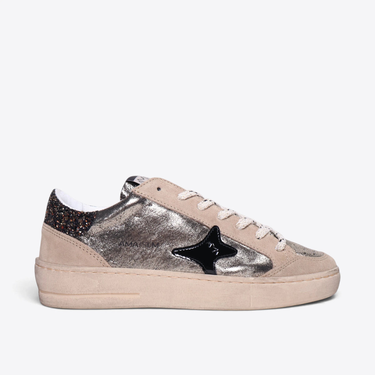 Sneaker Ama Brand metalizada
