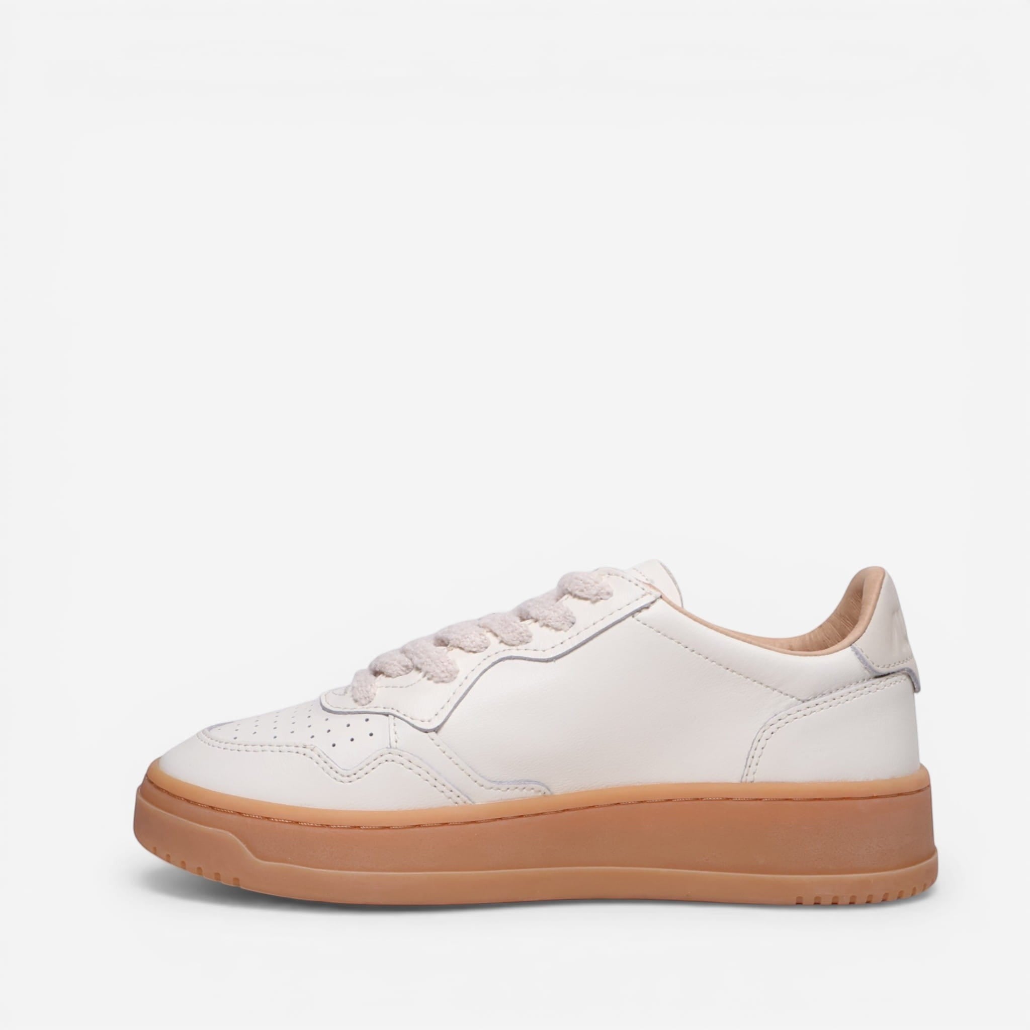 Sneaker Autry Medalist white-camel