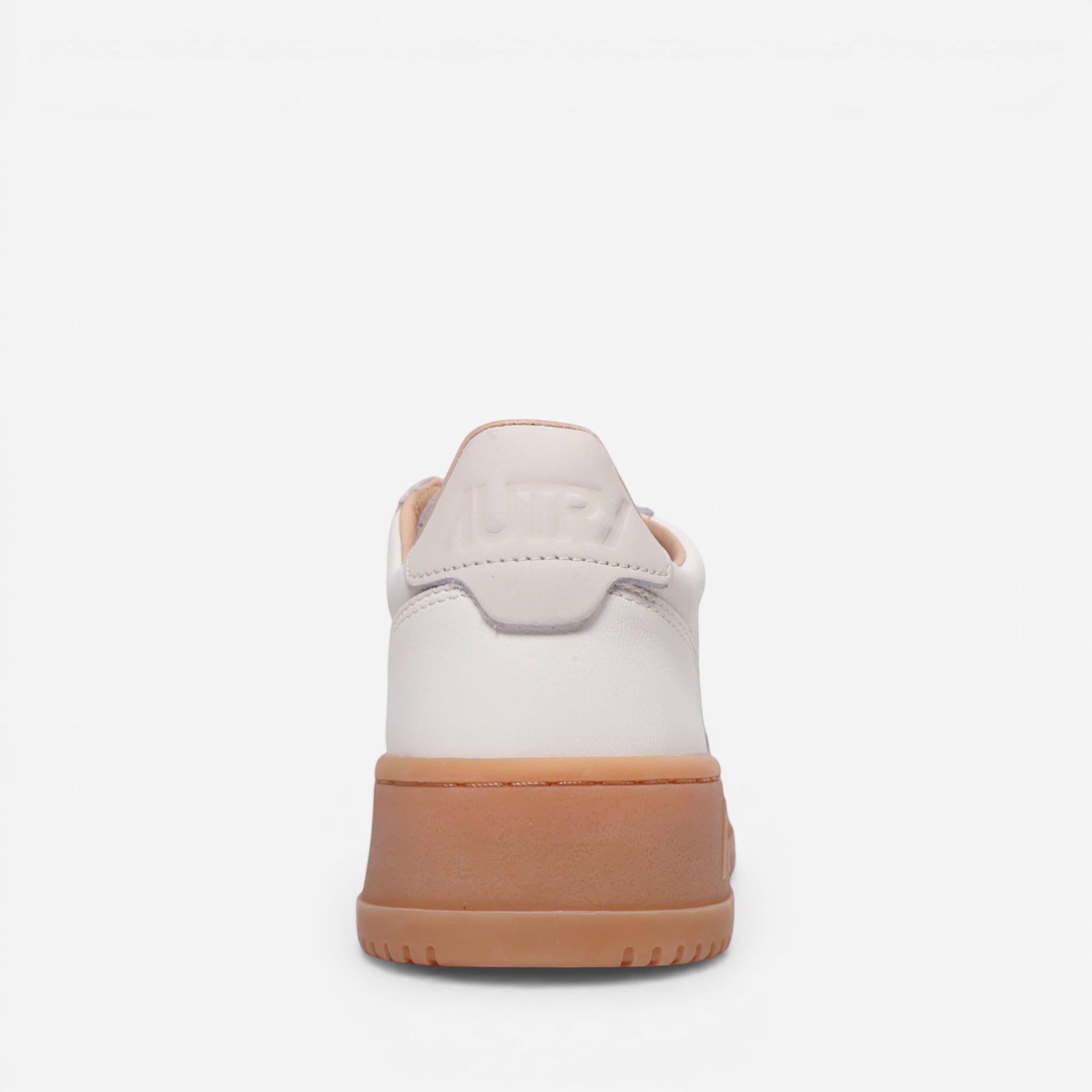 Sneaker Autry Medalist white-camel