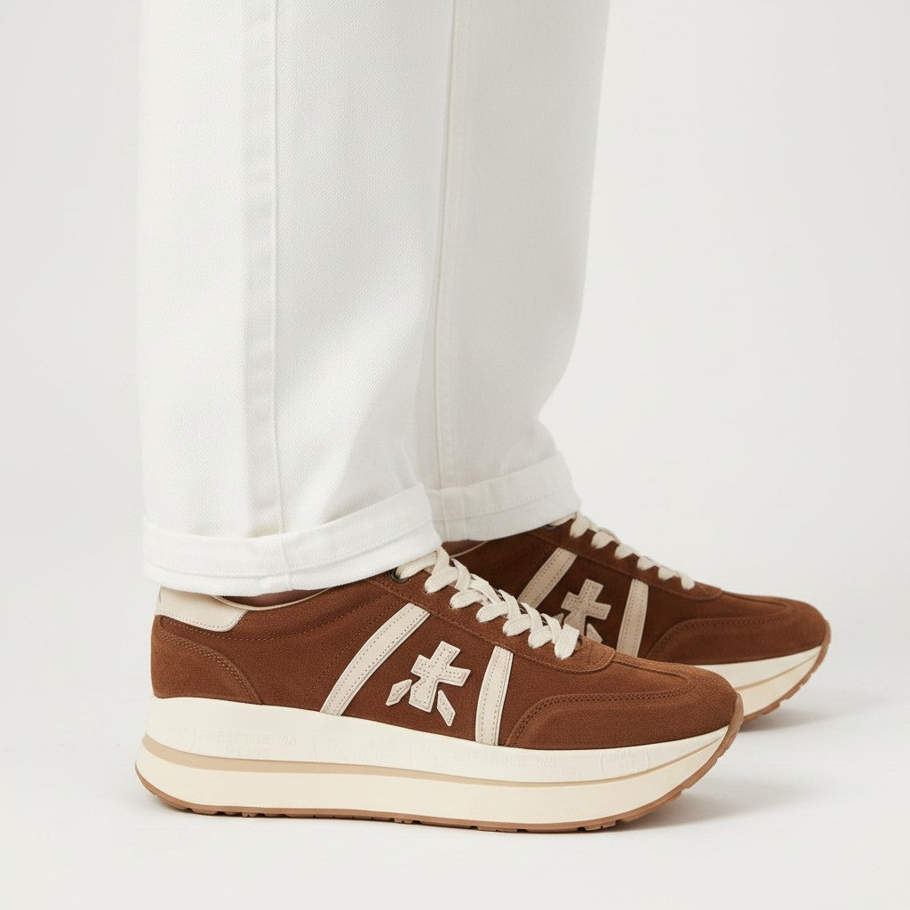Zapatillas Premiata Bethcoin 8509 marrones con plataforma, diseño de running contemporáneo y detalles en crema